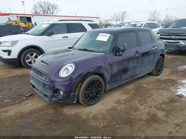 Продажа на аукционе авто 2017 Mini Hardtop Cooper S, vin: WMWXU3C3XH2B64365, номер лота: 44285801
