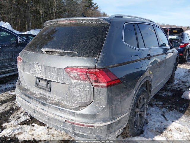 2024 VOLKSWAGEN TIGUAN 3VVMB7AX0RM093503 Photo 3