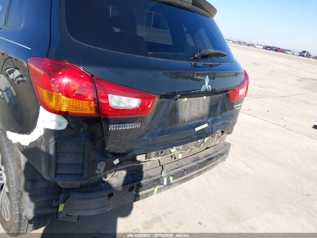 2017 MITSUBISHI OUTLANDER SPORT JA4AP3AW8HZ069945 Photo 5