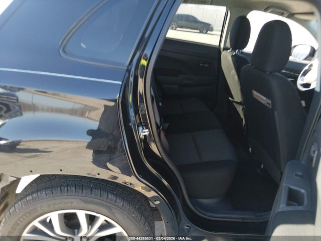 2017 MITSUBISHI OUTLANDER SPORT JA4AP3AW8HZ069945 Photo 7