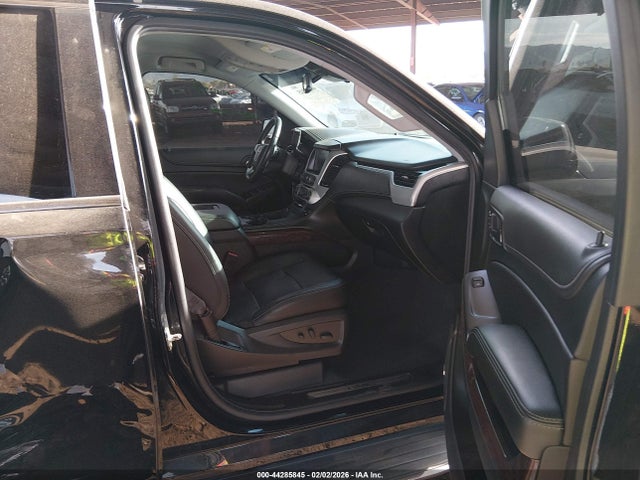1GKS1GKC1KR395296 GMC Yukon Xl Slt