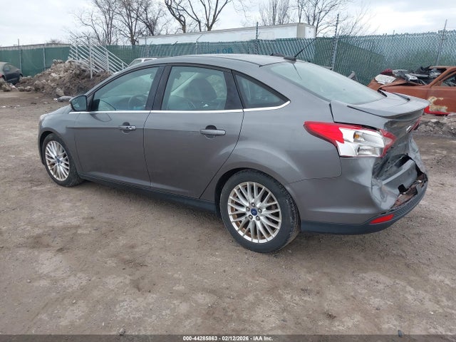 Ford Focus Titanium 2014 1FADP3J28EL102575 Image 3