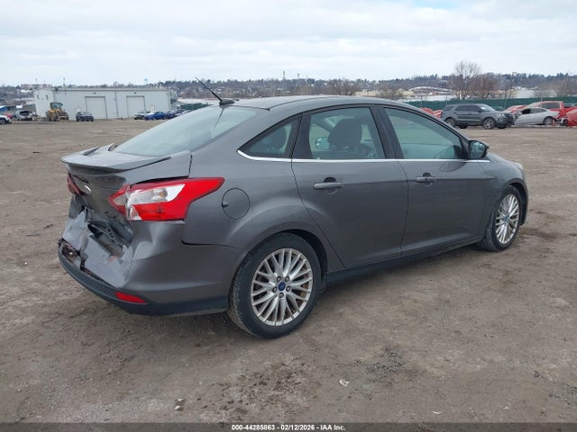 Ford Focus Titanium 2014 1FADP3J28EL102575 Image 4