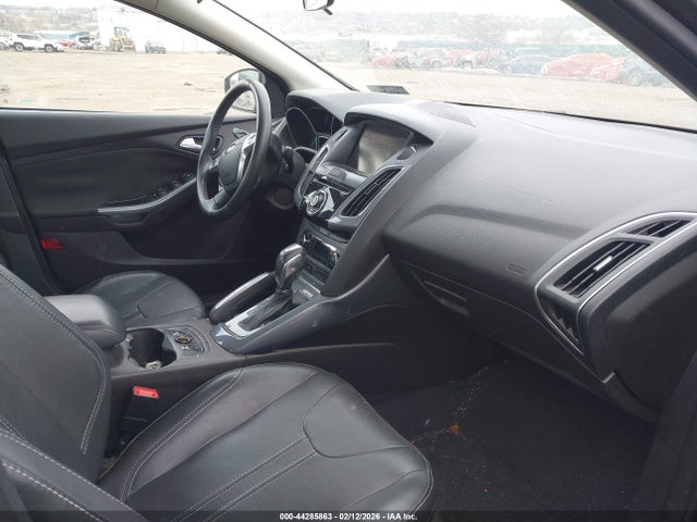 Ford Focus Titanium 2014 1FADP3J28EL102575 Image 5