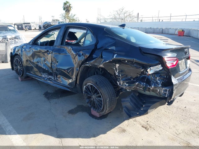 4T1G11AK3MU462466 Toyota Camry Se Nightshade Edition