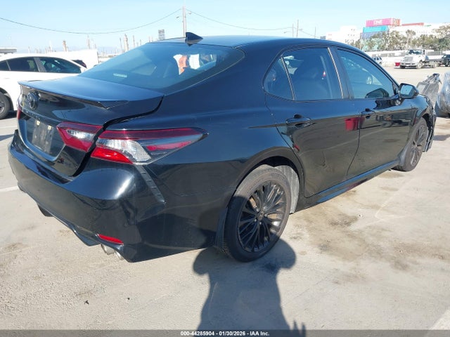 4T1G11AK3MU462466 Toyota Camry Se Nightshade Edition