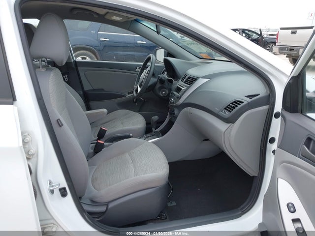 KMHCT4AE0GU103925 Hyundai ACCENT SE