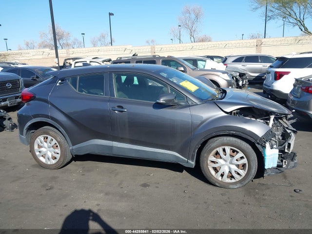 JTNKHMBXXK1027878 Toyota C-HR