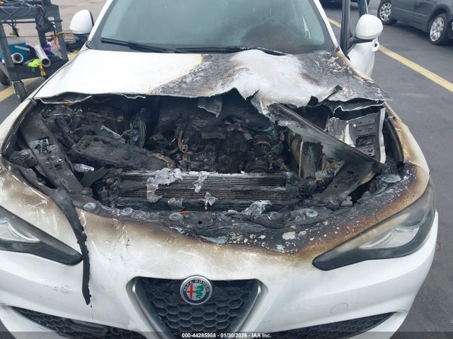 2017 ALFA ROMEO GIULIA ZARFAEBN6H7551734 Photo 5