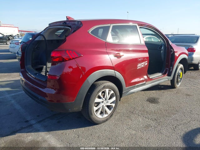 KM8J23A42KU993641 Hyundai TUCSON SE