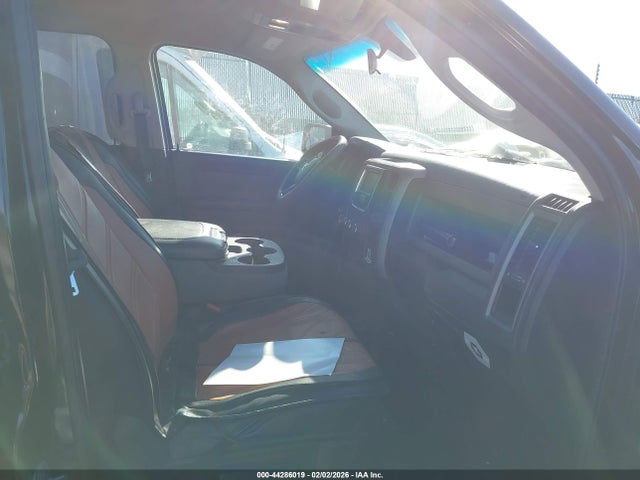 Продаж на аукціоні авто 2018 Ram 1500 Express  4x4 5'7 Box, vin: 1C6RR7KT3JS117047, номер лоту: 44286019