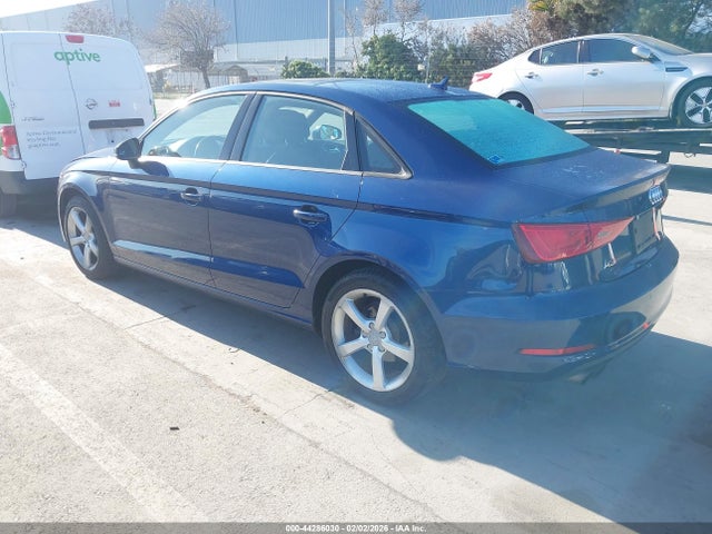 2016 AUDI A3 WAUA7GFF1G1063274 Photo 2