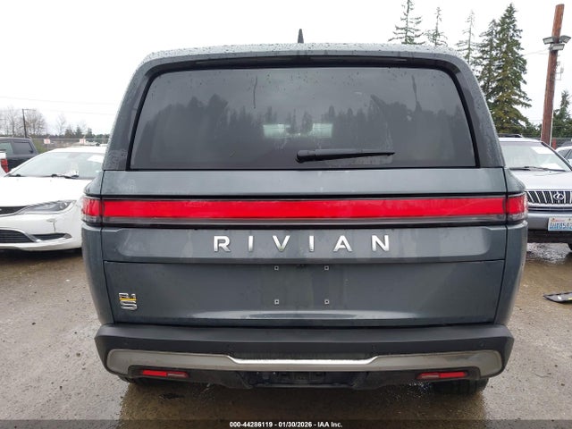 Rivian R1s Adventure 2023 7PDSGABA6PN028469 Image 17
