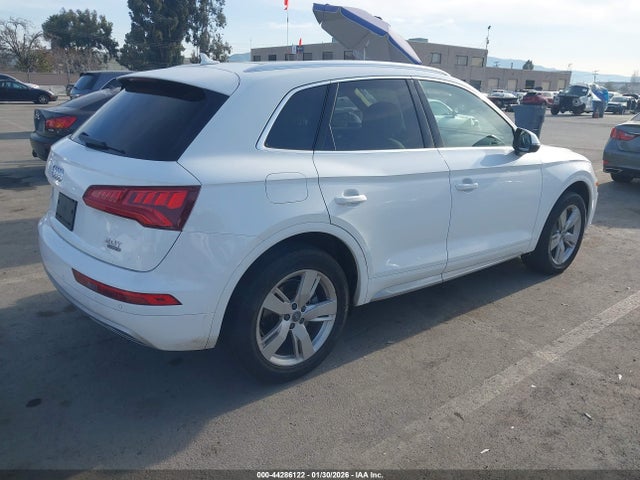 2018 AUDI Q5 WA1BNAFY8J2042445 Photo 3