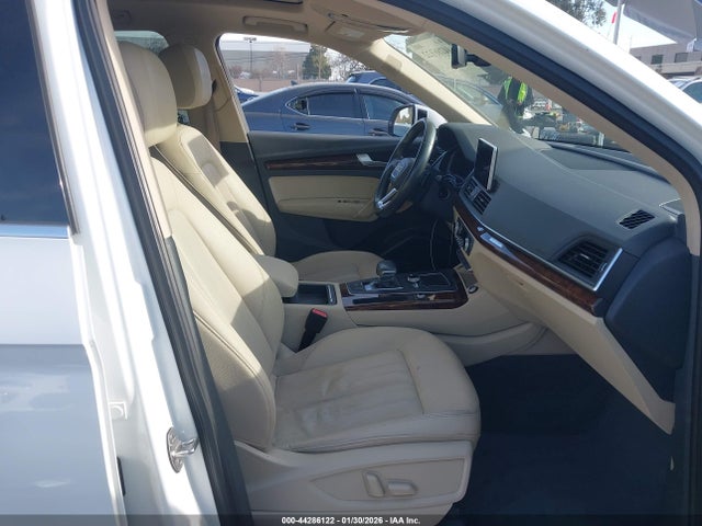 2018 AUDI Q5 WA1BNAFY8J2042445 Photo 4