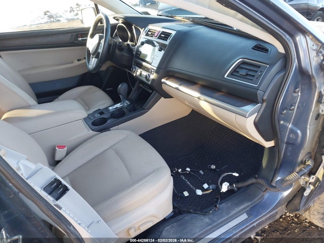 Subaru Outback 2.5i Limited 2017 4S4BSANC3H3402841 Image 5