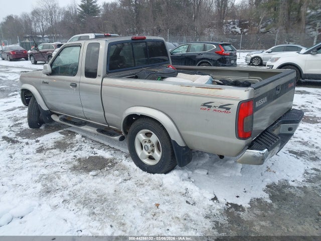 2000 NISSAN FRONTIER 1N6ED26Y8YC378075 Photo 2