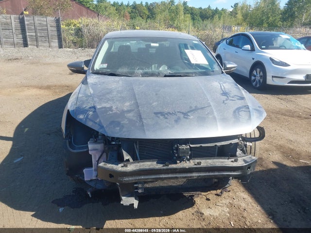 1VWBA7A34JC032034 Volkswagen Passat 2.0t Se