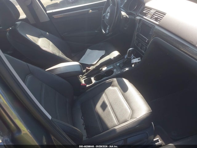 1VWBA7A34JC032034 Volkswagen Passat 2.0t Se