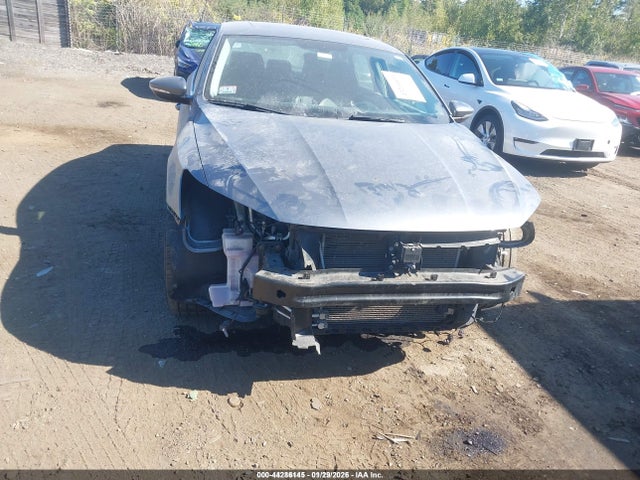 1VWBA7A34JC032034 Volkswagen Passat 2.0t Se