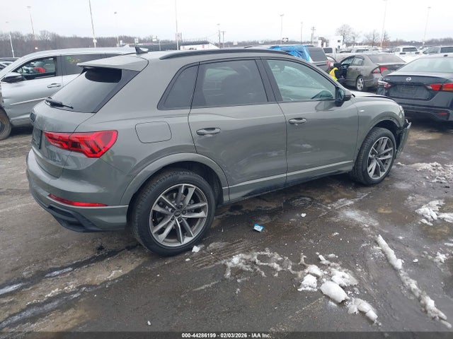2023 AUDI Q3 WA1EECF3XP1143563 Photo 3