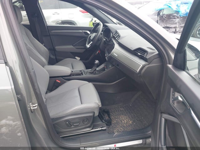 2023 AUDI Q3 WA1EECF3XP1143563 Photo 4