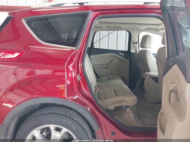 1FMCU0JX9EUA30400 Ford Escape Titanium