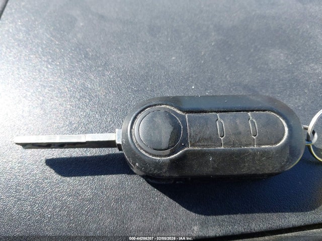 2017 RAM PROMASTER 1500 3C6TRVAG8HE525944 Photo 10