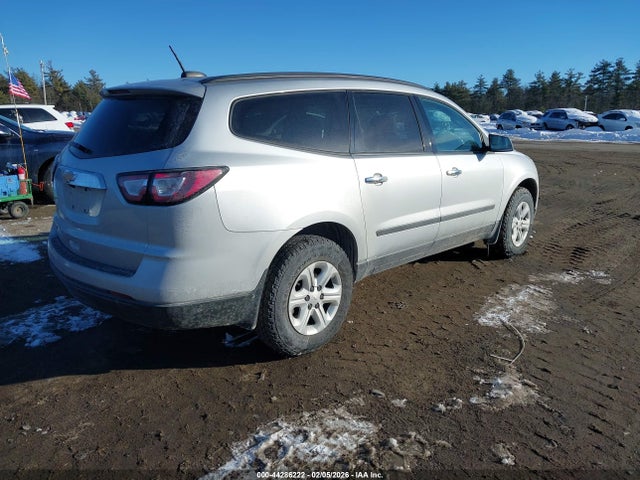 Chevrolet Traverse Ls 2017 1GNKRFEDXHJ296333 Image 4