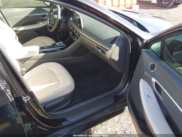 2022 HYUNDAI SONATA KMHL64JAXNA236145 Photo 4