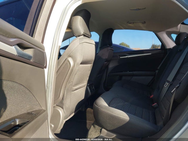 3FA6P0HD9GR246994 Ford FUSION SE