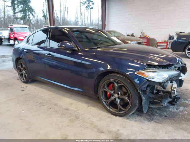 ZARFANBN4K7601151 Alfa Romeo Giulia Ti Sport Awd