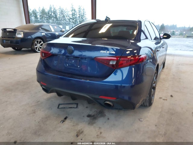 ZARFANBN4K7601151 Alfa Romeo Giulia Ti Sport Awd