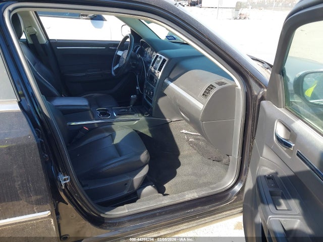 2010 CHRYSLER 300 2C3CA5CV7AH324935 Photo 4