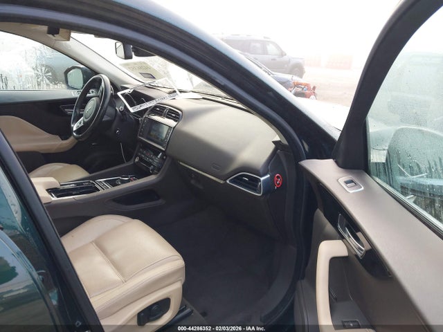 2018 JAGUAR F-PACE SADCK2FX9JA258699 Photo 4
