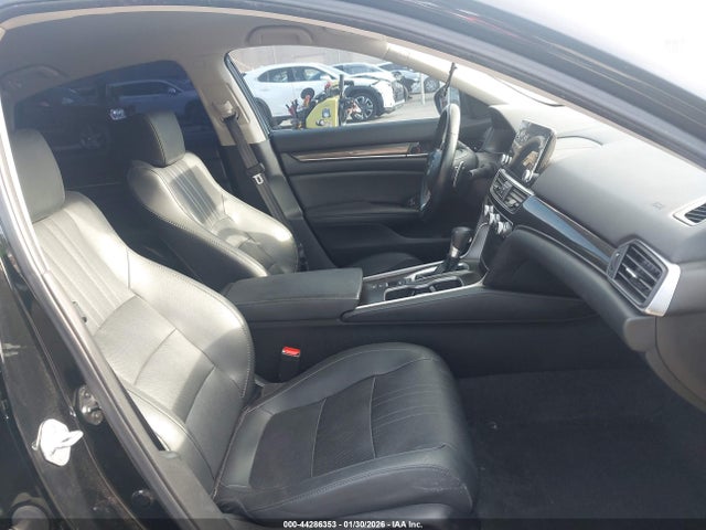 1HGCV1F42MA008455 Honda Accord Sport Special Edition