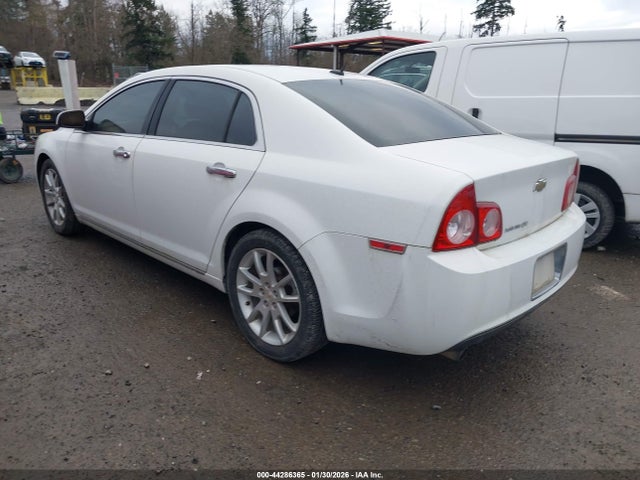 2010 CHEVROLET MALIBU 1G1ZE5EB5AF146711 Photo 2