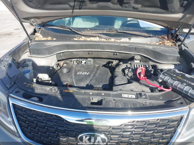 5XYKT3A6XEG509261 KIA SORENTO LX