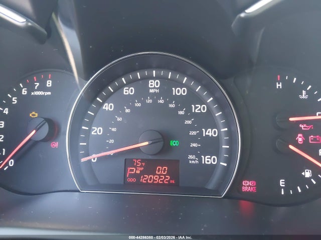 5XYKT3A6XEG509261 KIA SORENTO LX