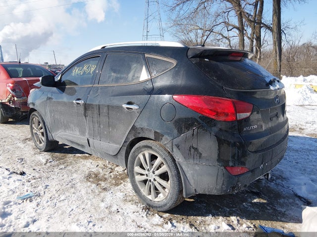 2013 HYUNDAI TUCSON KM8JU3AC9DU764183 Photo 2