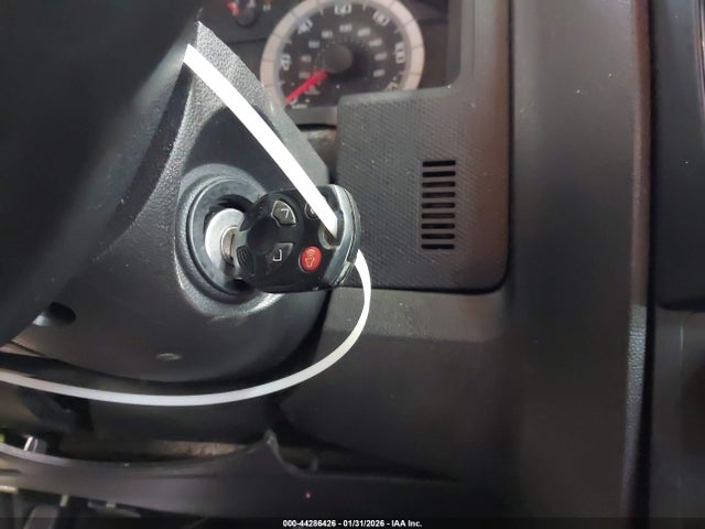 2009 FORD ESCAPE 1FMCU94719KB26586 Photo 10