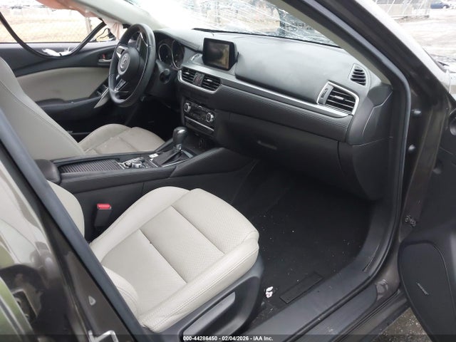 44286450 :رقم المزاد ، JM1GL1V55H1118924 vin ، 2017 Mazda Mazda6 Touring مزاد بيع