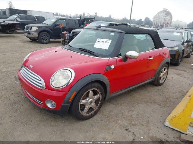 2010 MINI COOPER WMWMR3C59ATU96929 Photo 1