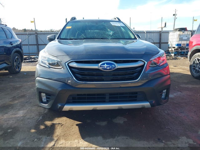 44286483 :رقم المزاد ، 4S4BTGND4M3218978 vin ، 2021 Subaru Outback Limited Xt مزاد بيع