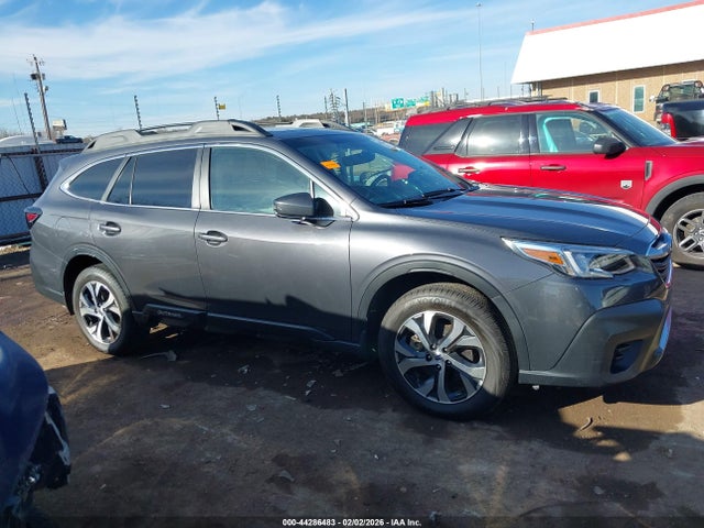 44286483 :رقم المزاد ، 4S4BTGND4M3218978 vin ، 2021 Subaru Outback Limited Xt مزاد بيع