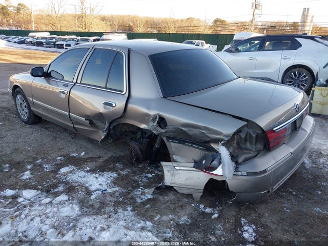 2005 MERCURY GRAND MARQUIS 2MEFM74W25X670114 Photo 2