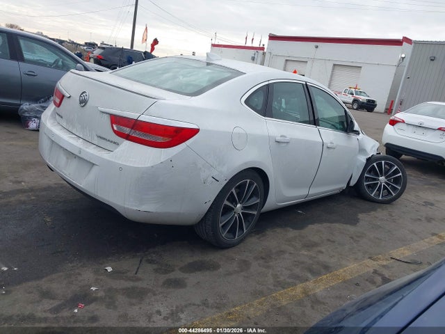 1G4PR5SK1H4109745 Buick Verano Sport Touring