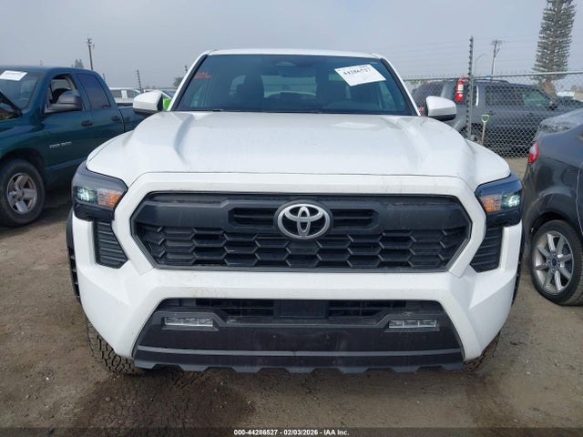 Toyota Tacoma Trd Off Road 2025 3TMLB5JN9SM148016 Image 12