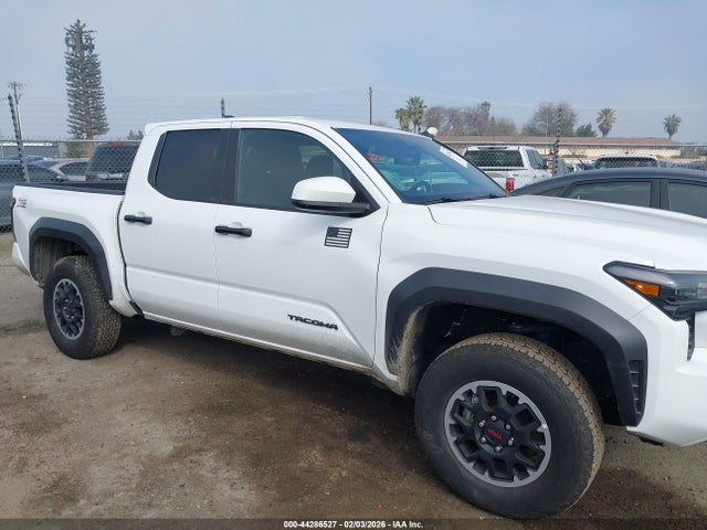 Toyota Tacoma Trd Off Road 2025 3TMLB5JN9SM148016 Image 13