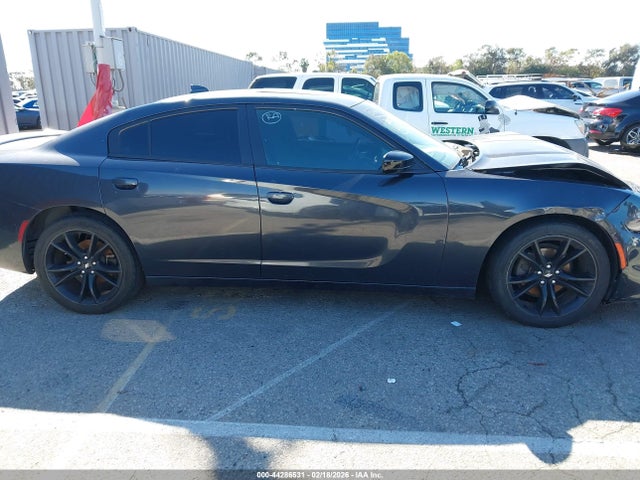 Dodge Charger Sxt Plus Rwd 2018 2C3CDXHG8JH157448 Image 13